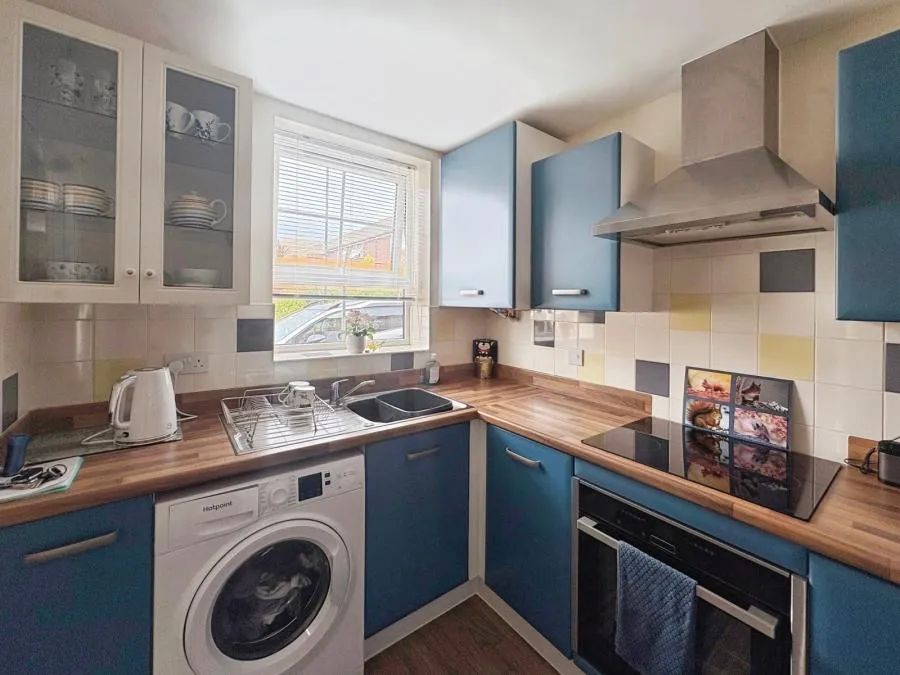 Albert Way, East Cowes, PO32, photo 6