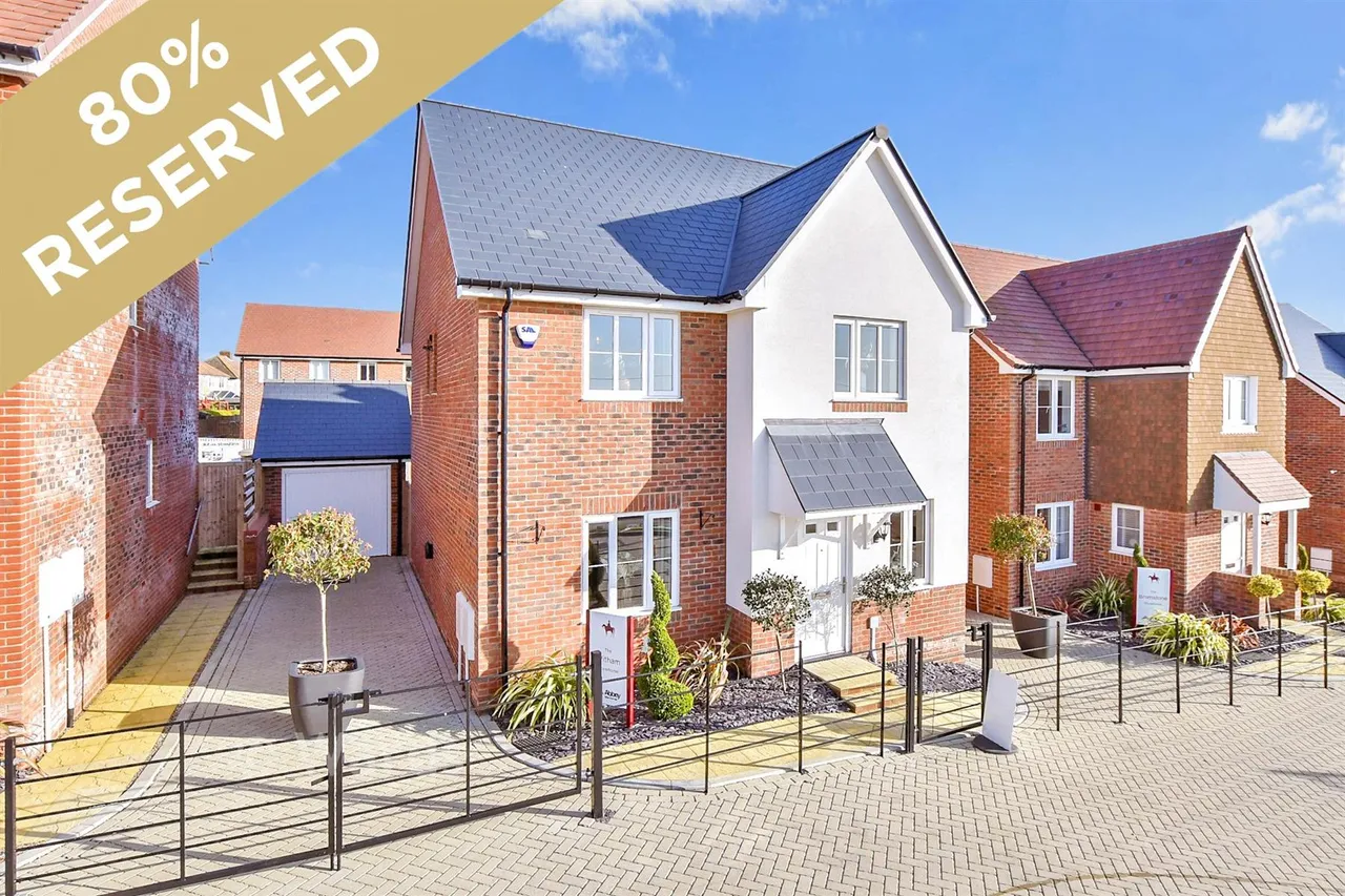 4 bed house for sale, Wellington Gardens, Walmer, CT14
