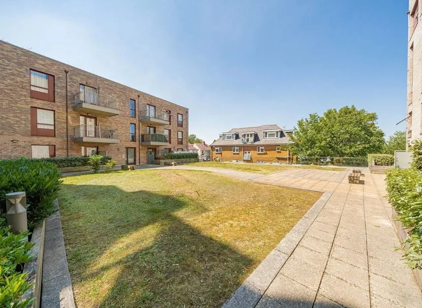 London Road, Isleworth, TW7, photo 6