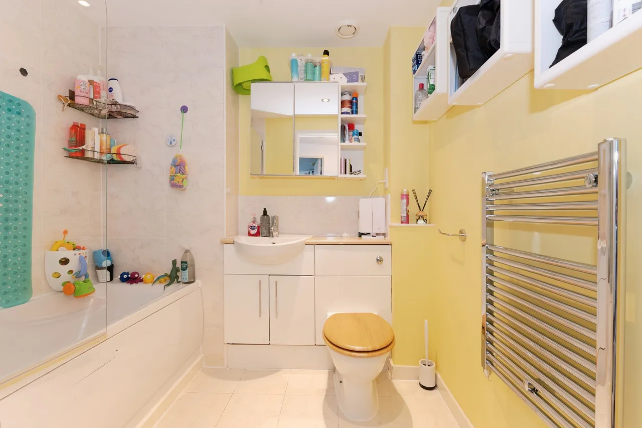 21 Durnsford Road, London, photo 11