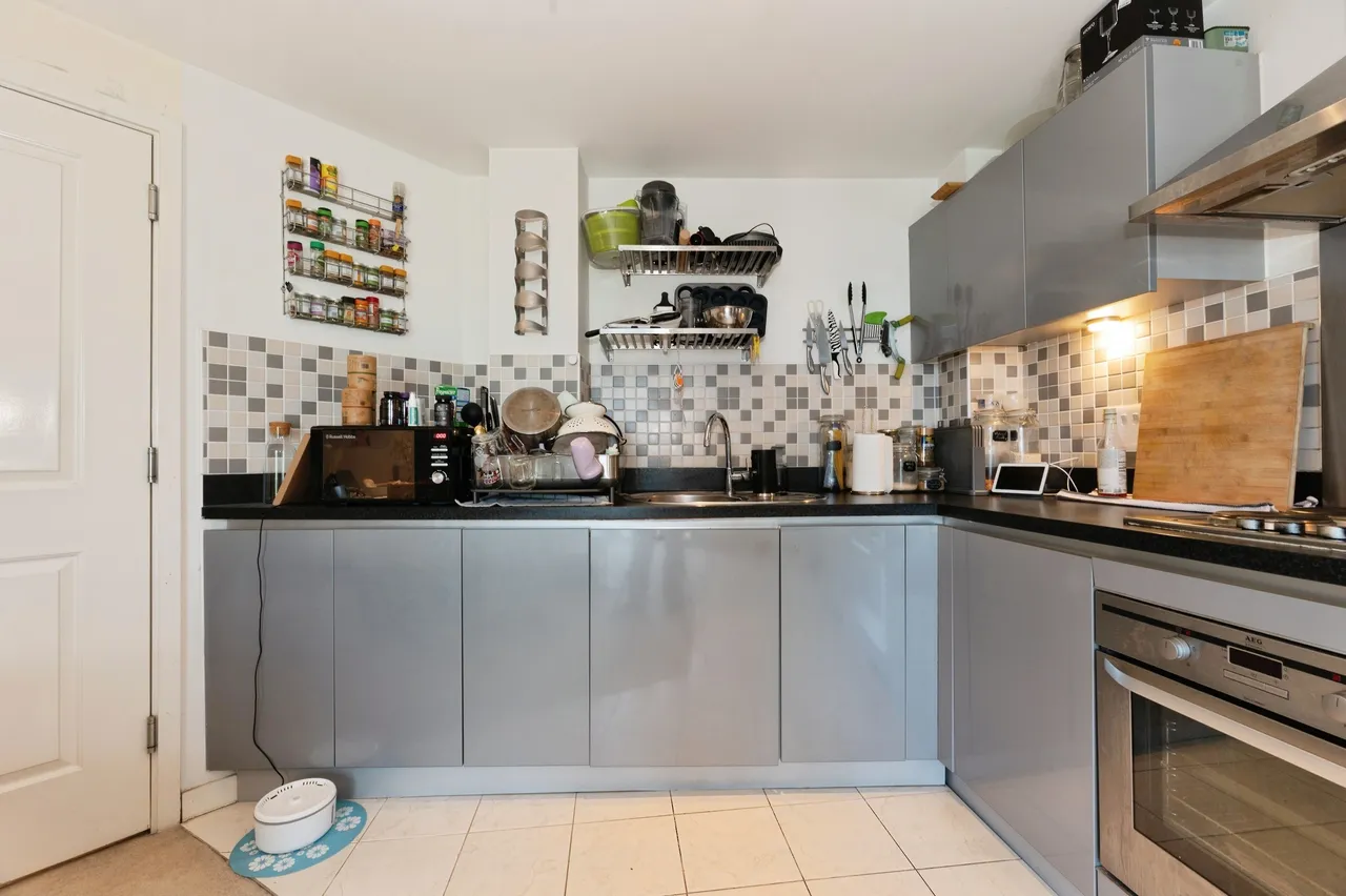 21 Durnsford Road, London, photo 6
