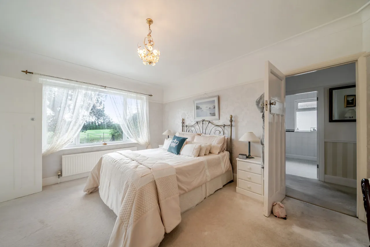 Upperton Road, DA14, photo 18