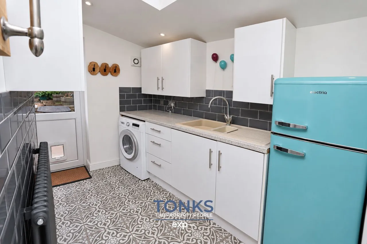 Spring Vale Road, Rowley Regis, B65, photo 12