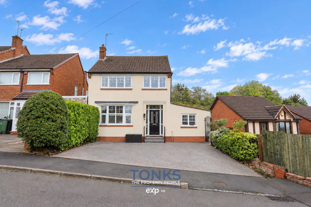 3 bed house for sale, Spring Vale Road, Rowley Regis, B65