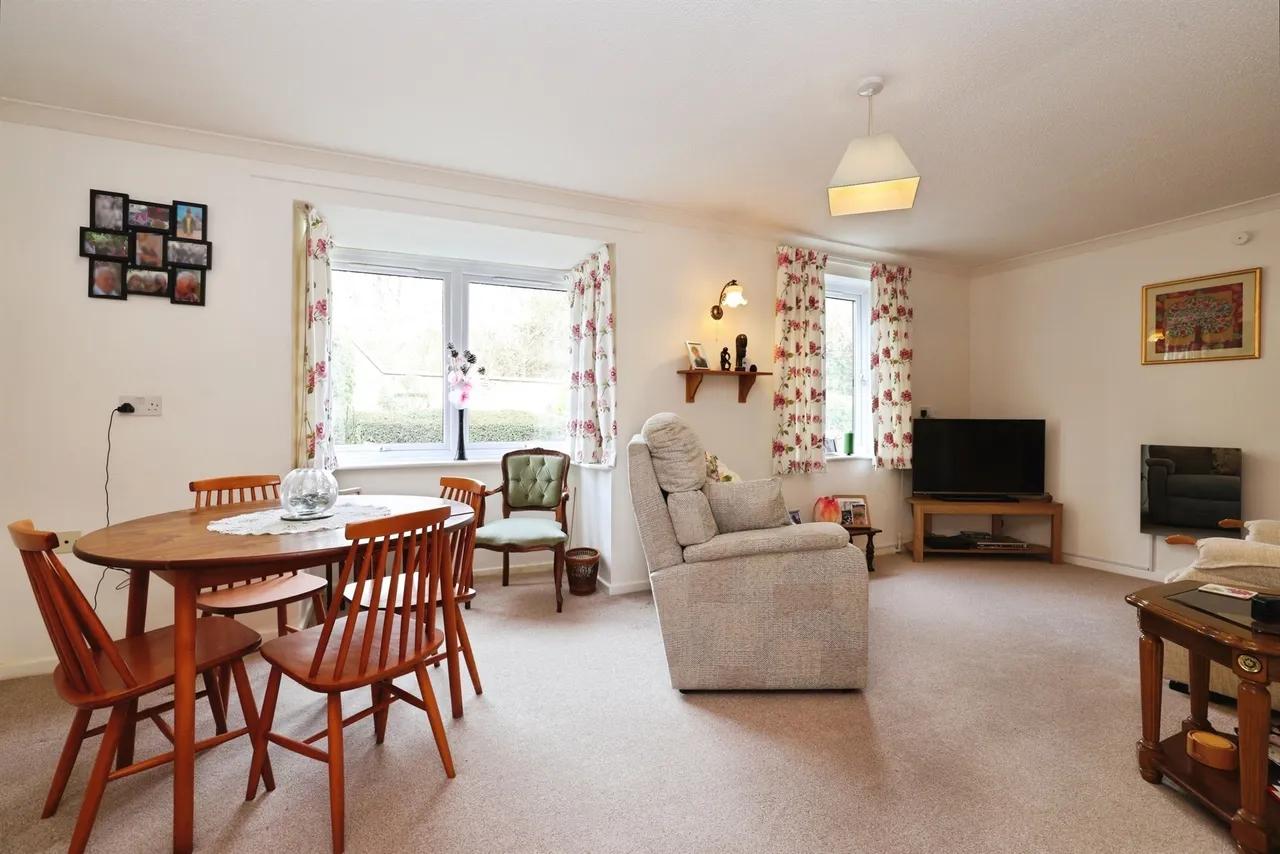 Charter Road, Chippenham, SN15, photo 2