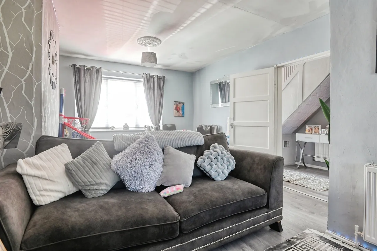 Lillington Grove, Shard End, B34, photo 2