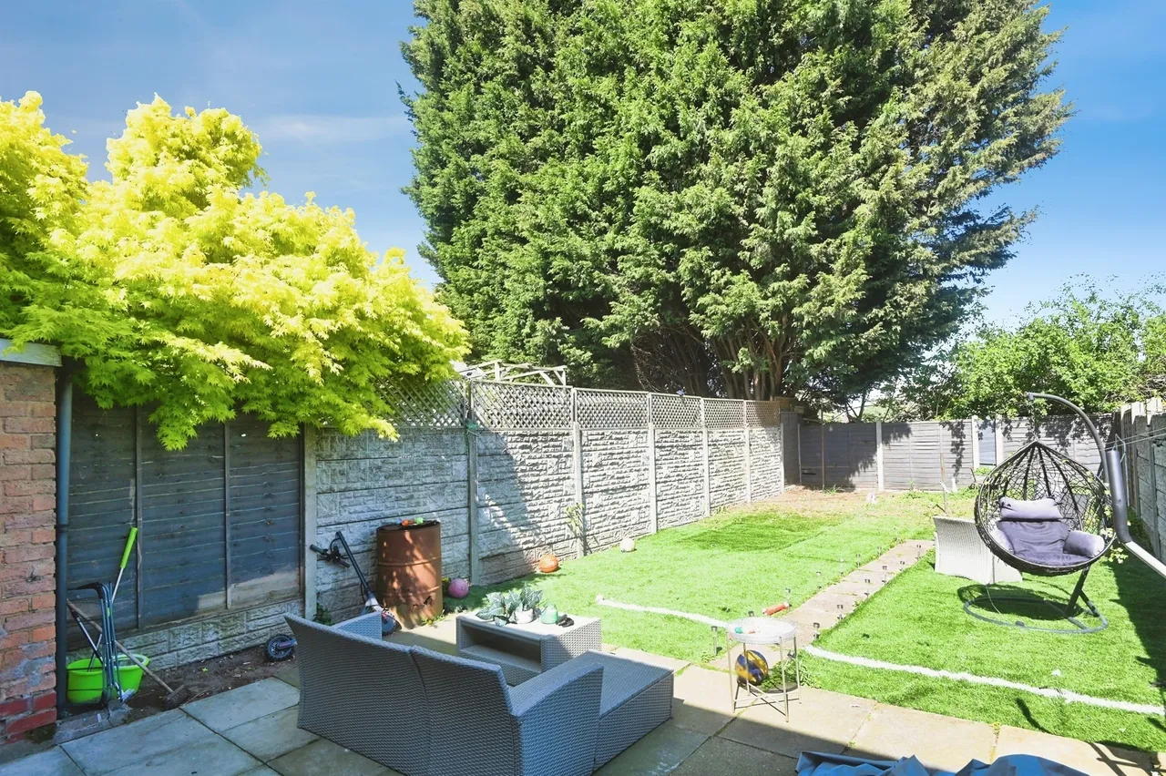 Lillington Grove, Shard End, B34, photo 3