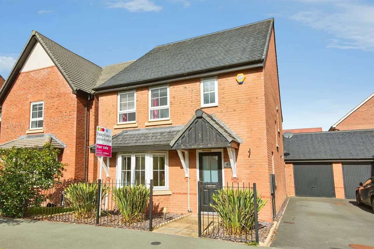 4 bed house for sale, Tutbury Avenue, Littleover, DE23