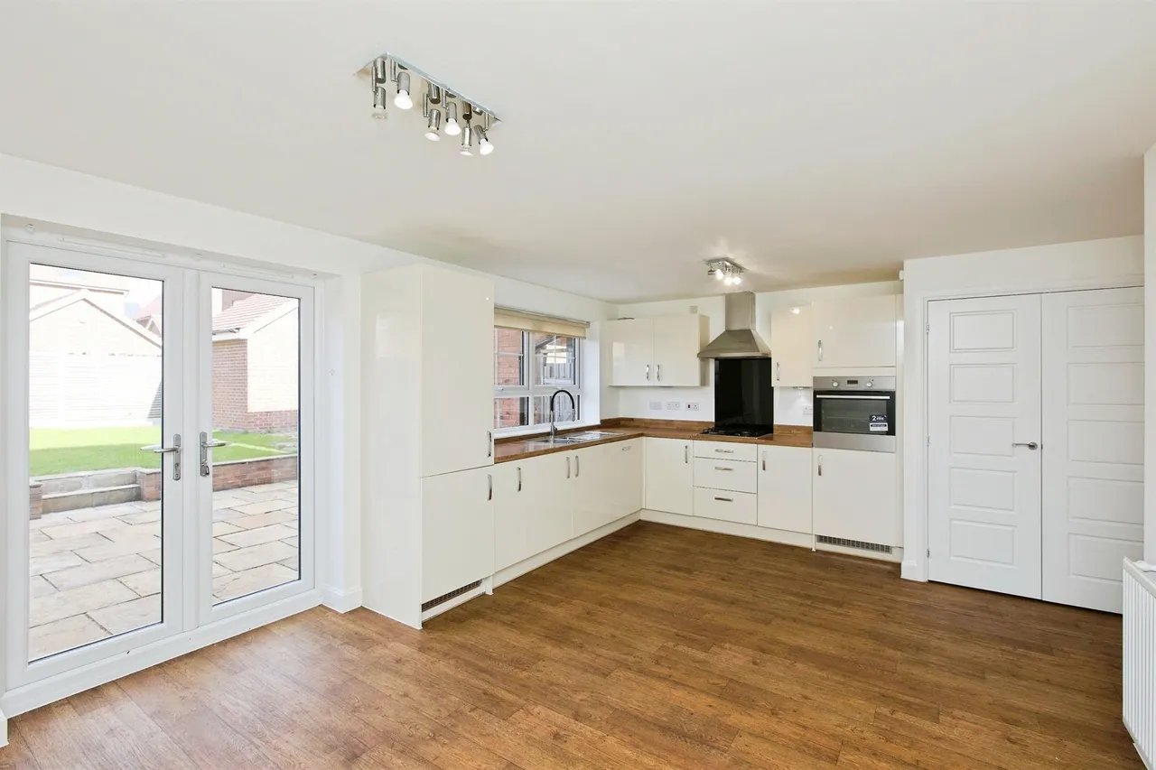 Tutbury Avenue, Littleover, DE23, photo 3