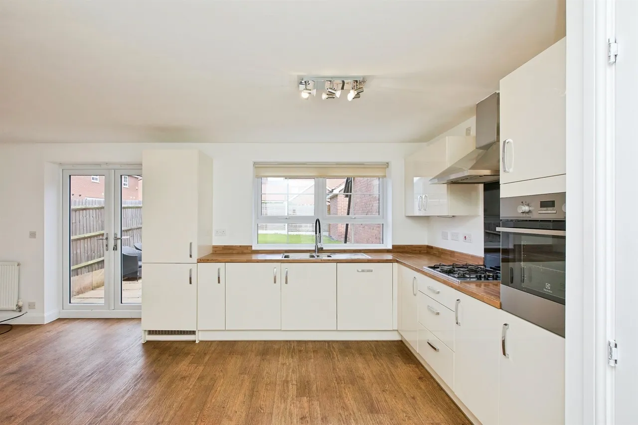 Tutbury Avenue, Littleover, DE23, photo 4