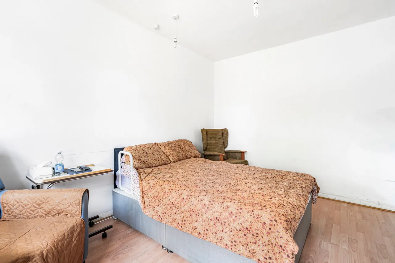 Orchard Close, Normandy, GU3, photo 14