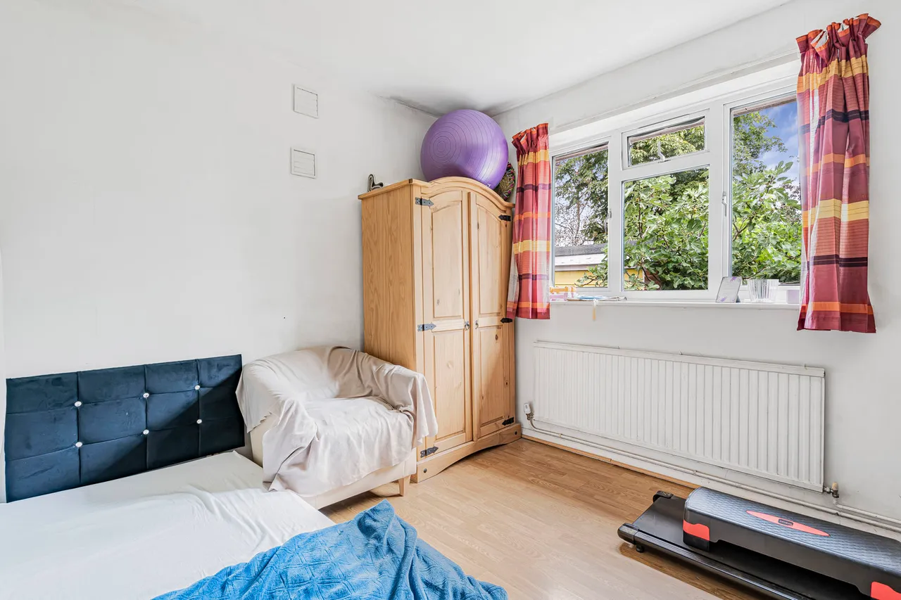 Orchard Close, Normandy, GU3, photo 10