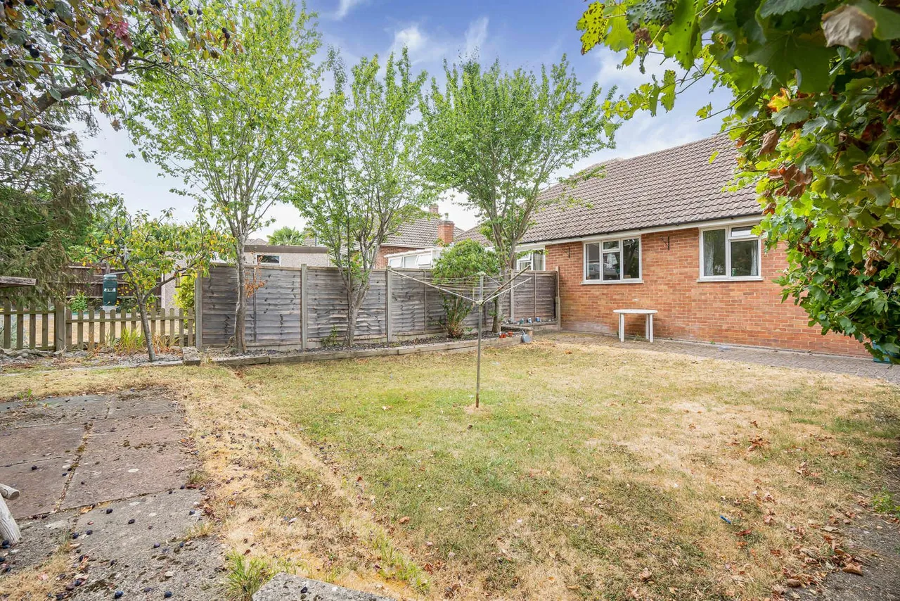 Orchard Close, Normandy, GU3, photo 20