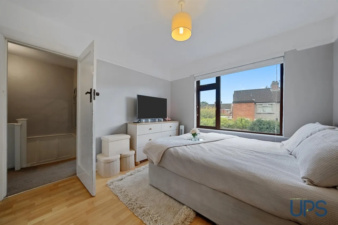 Ashton Avenue, Finaghy Road North, BT10, photo 14