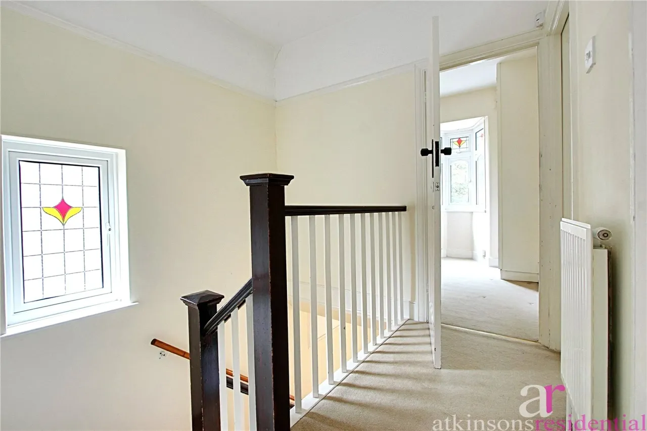 Browning Road, Enfield, Middlesex, EN2 0HH, photo 10