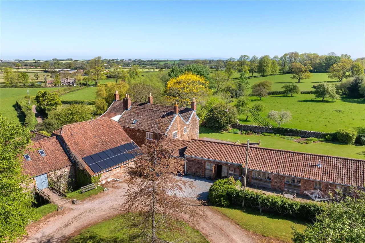 Spaxton, Bridgwater, Somerset, TA5 1DF, photo 2