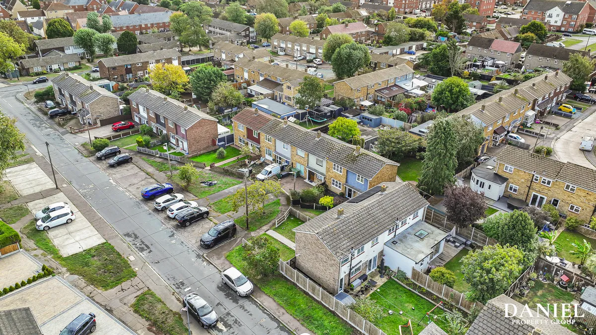 Bourne Avenue, Laindon, SS15, photo 30