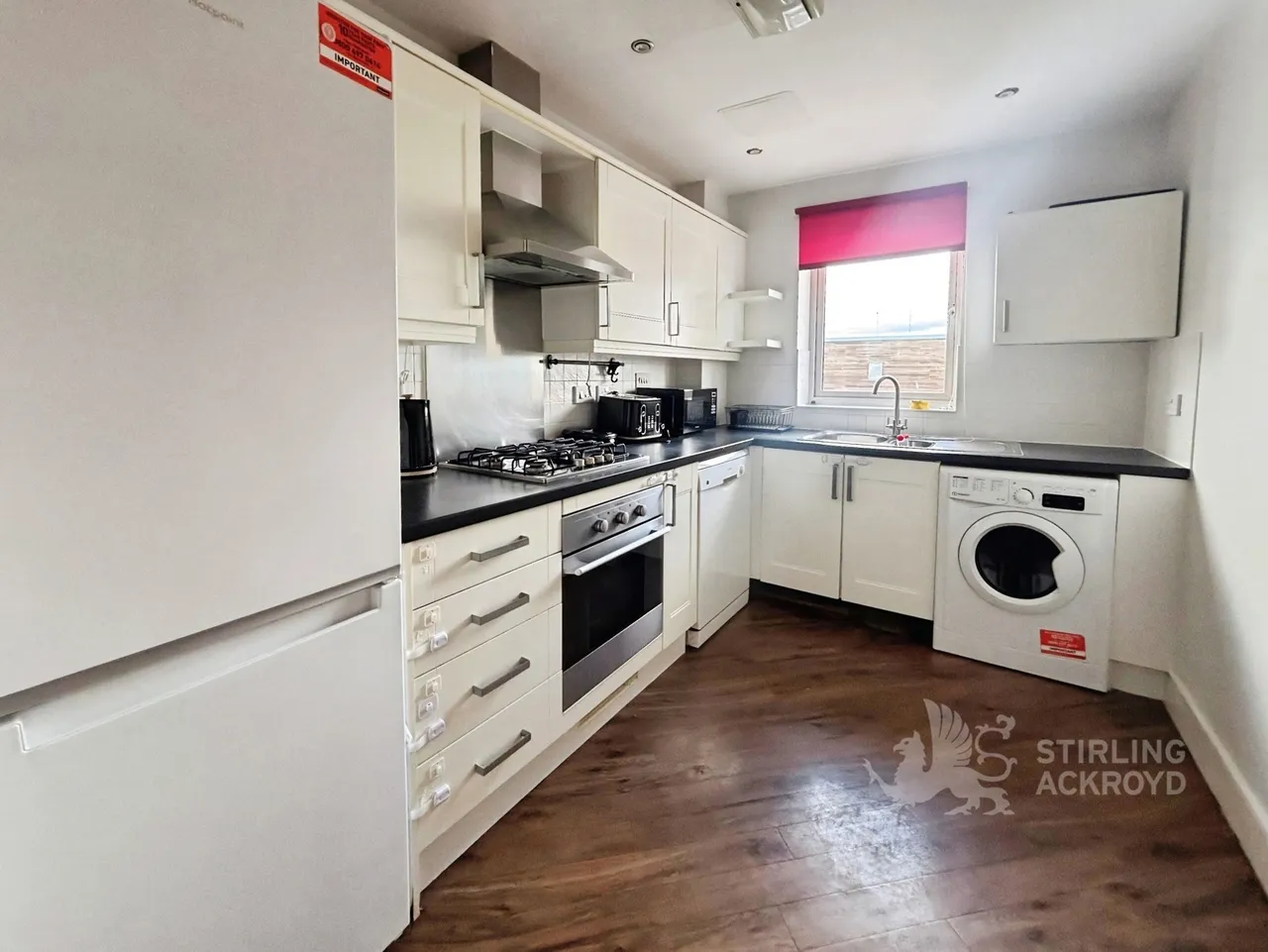 Sundeala Close, Sunbury-on-Thames, TW16, photo 3