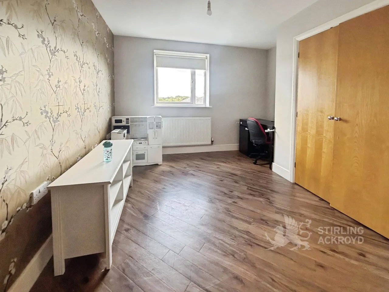 Sundeala Close, Sunbury-on-Thames, TW16, photo 4
