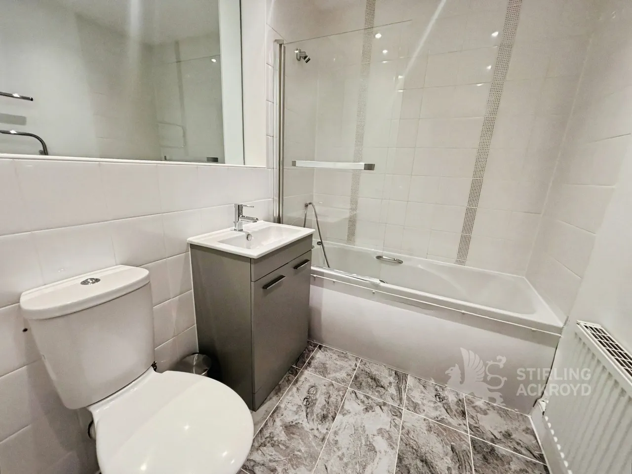 Sundeala Close, Sunbury-on-Thames, TW16, photo 9