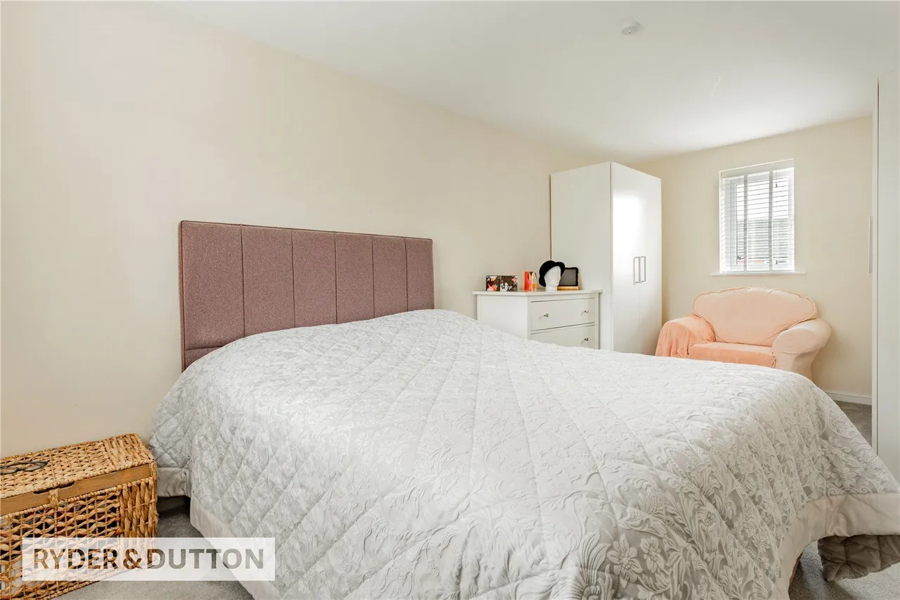 Queen Victoria Street, Balderstone, OL11, photo 10