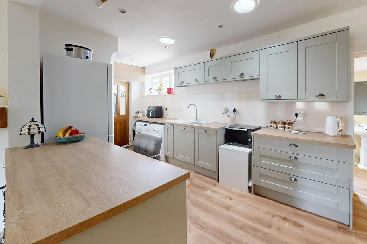 Ashford Road, Fordingbridge, SP6, photo 3