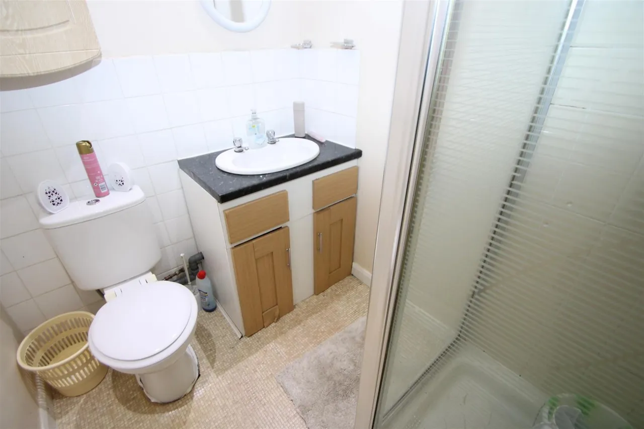 Halesowen Road, Cradley Heath, photo 5
