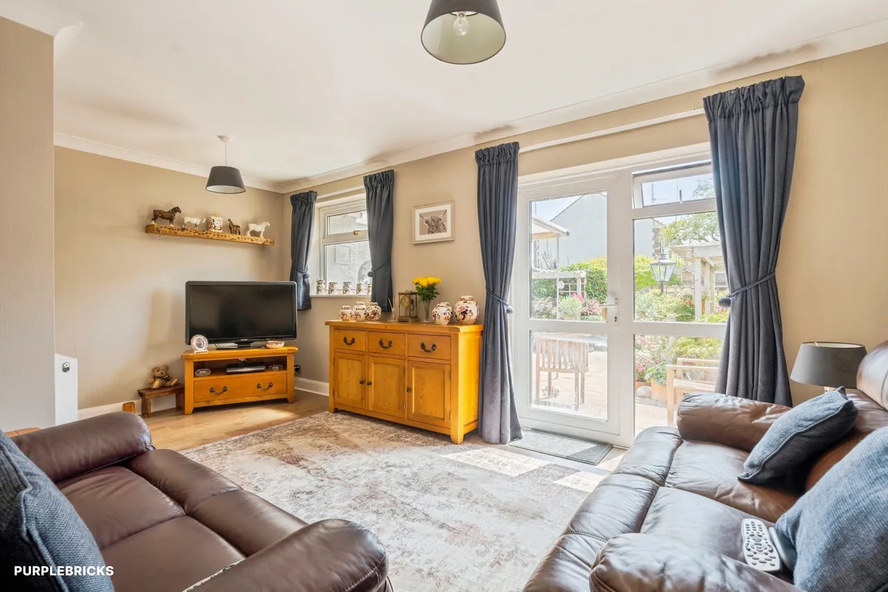 Grand Avenue, Wick, BN17, photo 4