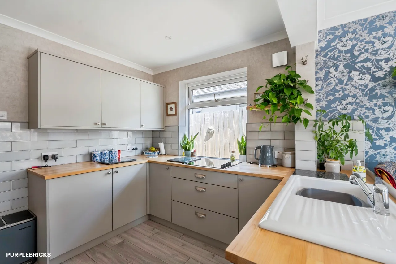 Grand Avenue, Wick, BN17, photo 11