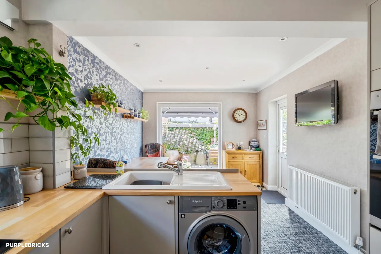 Grand Avenue, Wick, BN17, photo 14