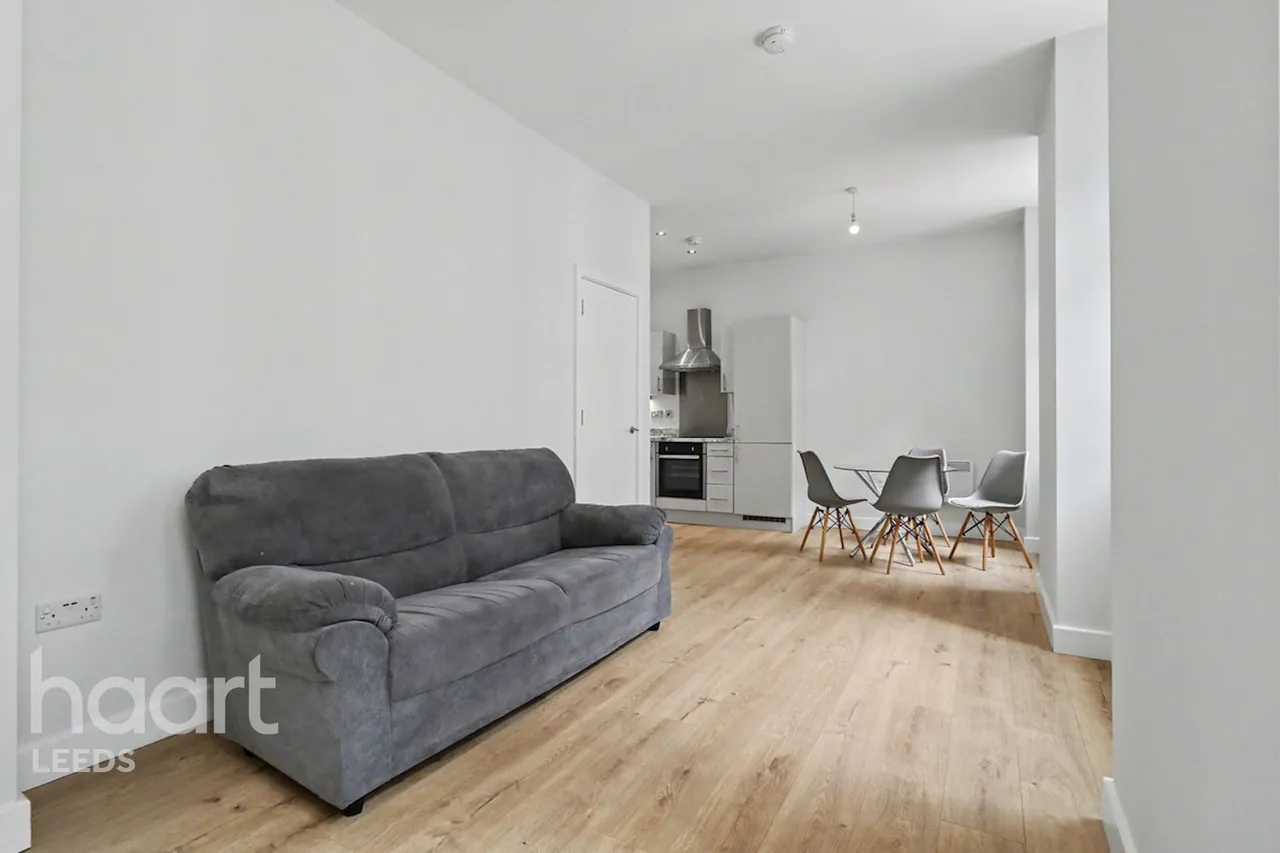 1 bed flat for sale, Atkinson Street, Leeds, LS10
