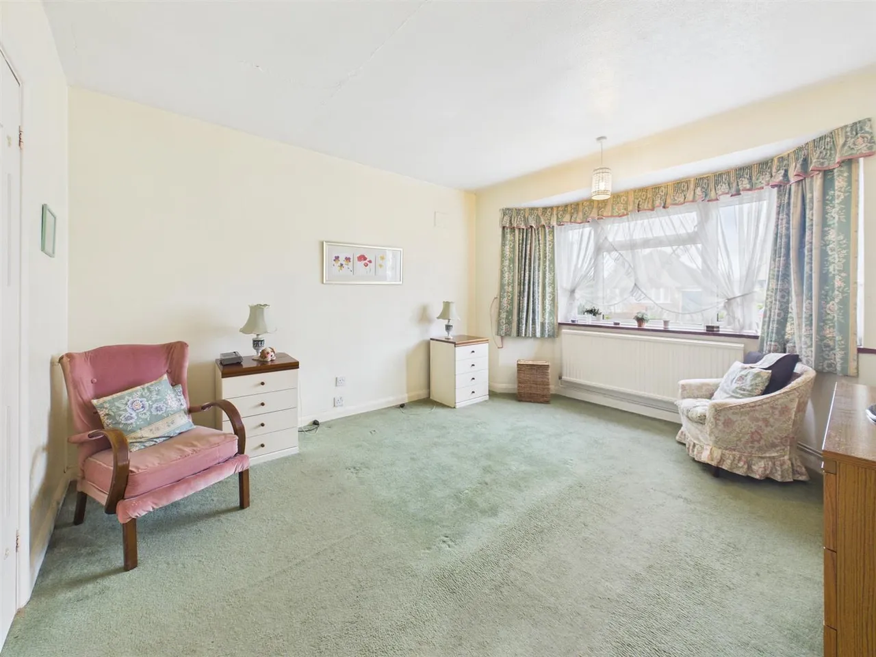 Arlington Drive, Ruislip, HA4 7RL, photo 3