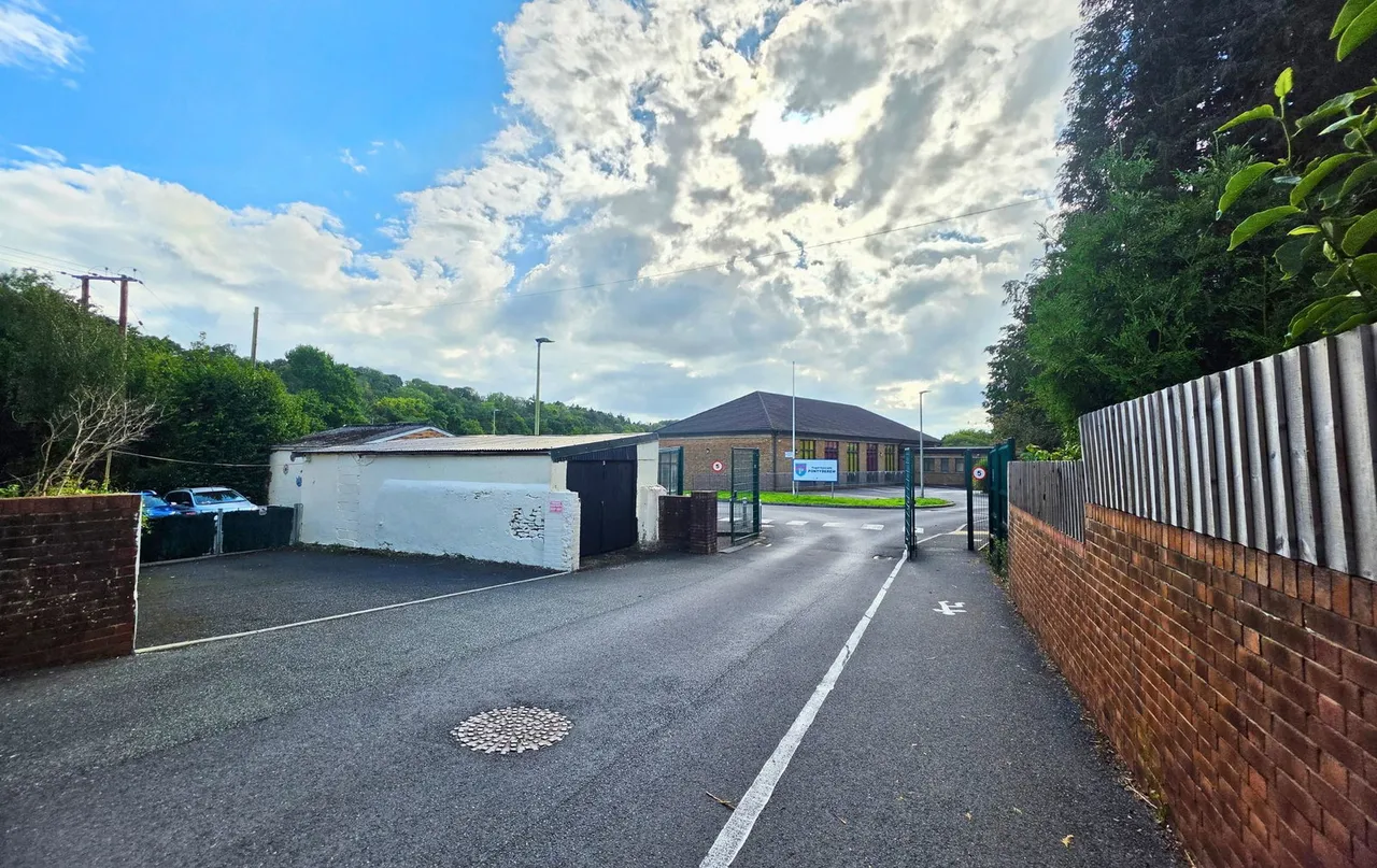 Heol y Felin, Pontyberem, SA15, photo 45