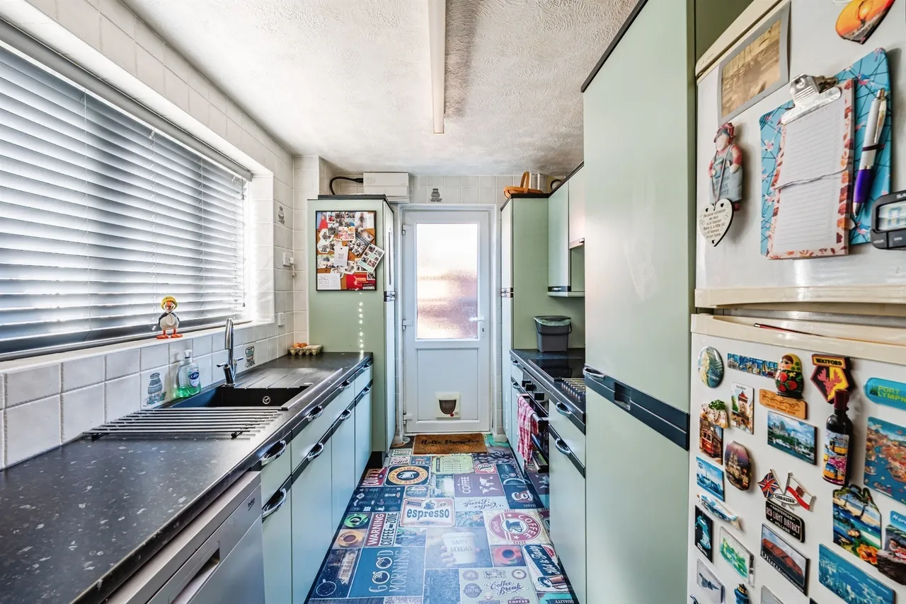 Pentland Close, Eastbourne, BN23, photo 4