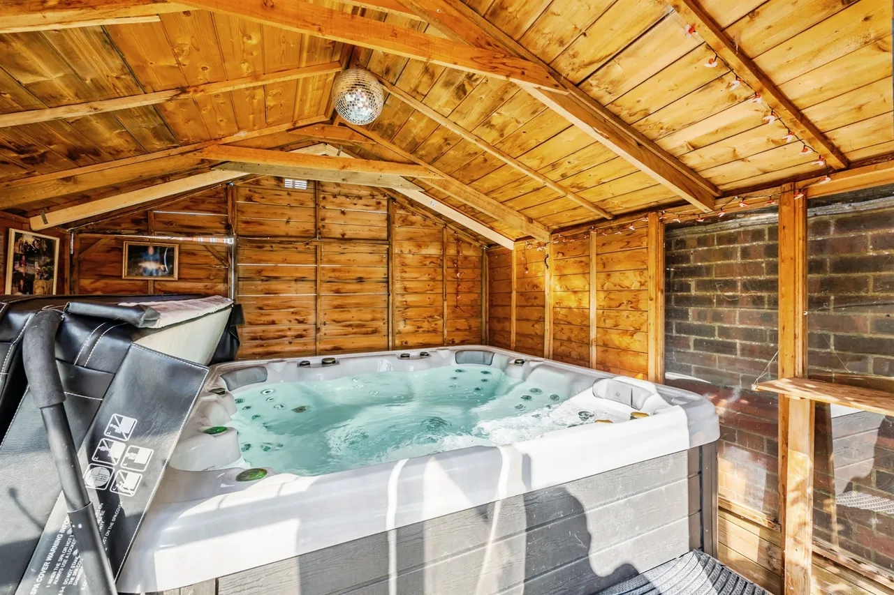 Pentland Close, Eastbourne, BN23, photo 18