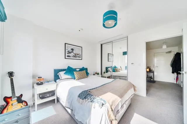 Chieftain Road, Chertsey, KT16, photo 9