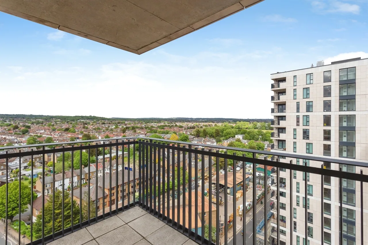 1 bed flat for sale — Masons Avenue, Harrow