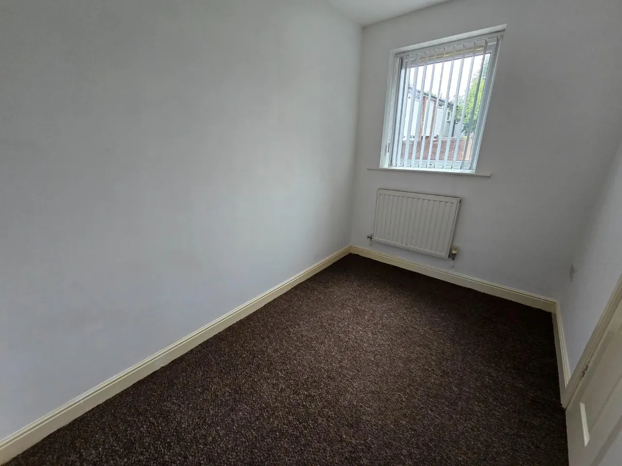 Deardens Street, Bury, BL8 2PB, photo 6