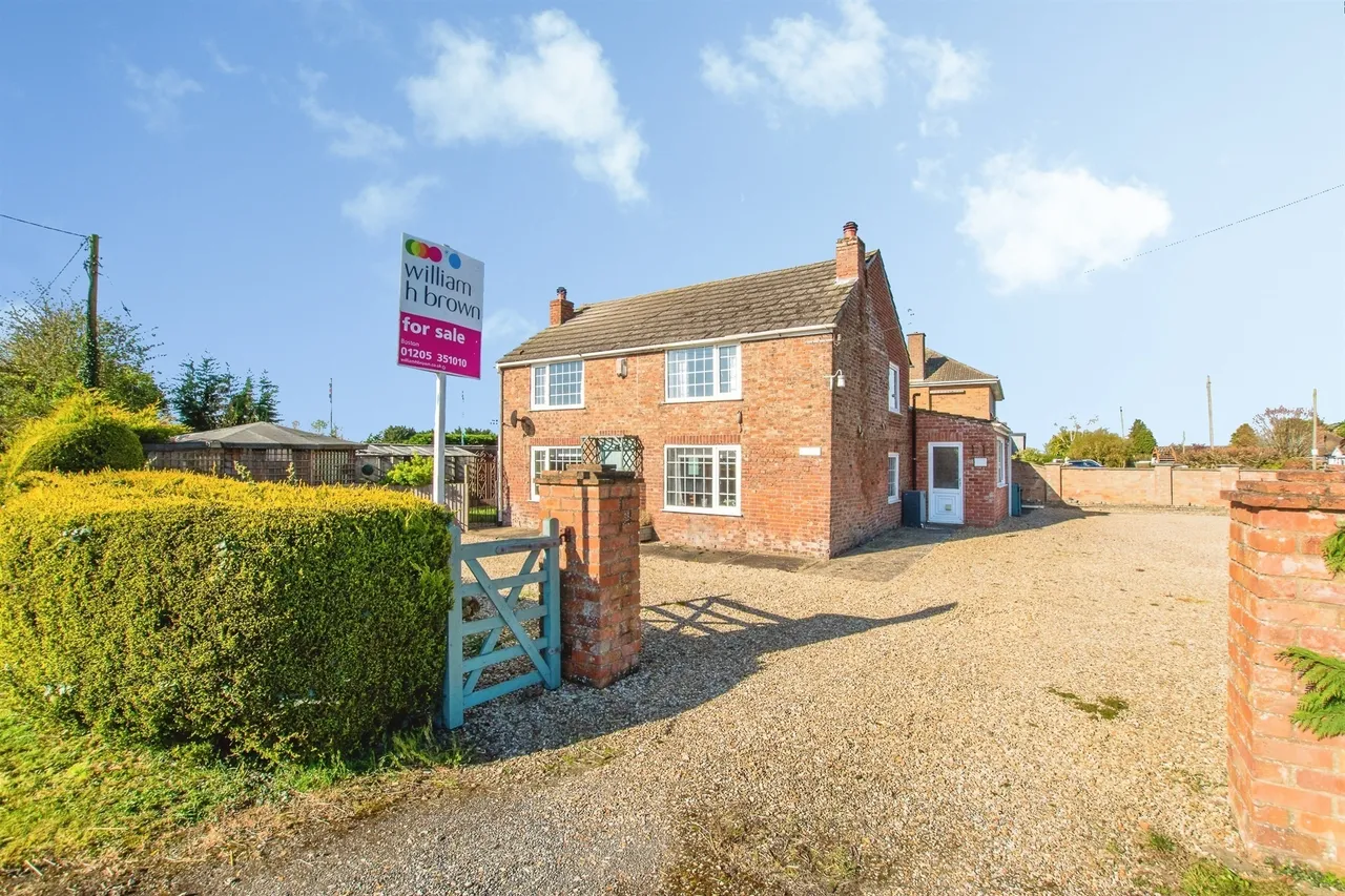 3 bed house for sale — Main Road, Sibsey, Boston