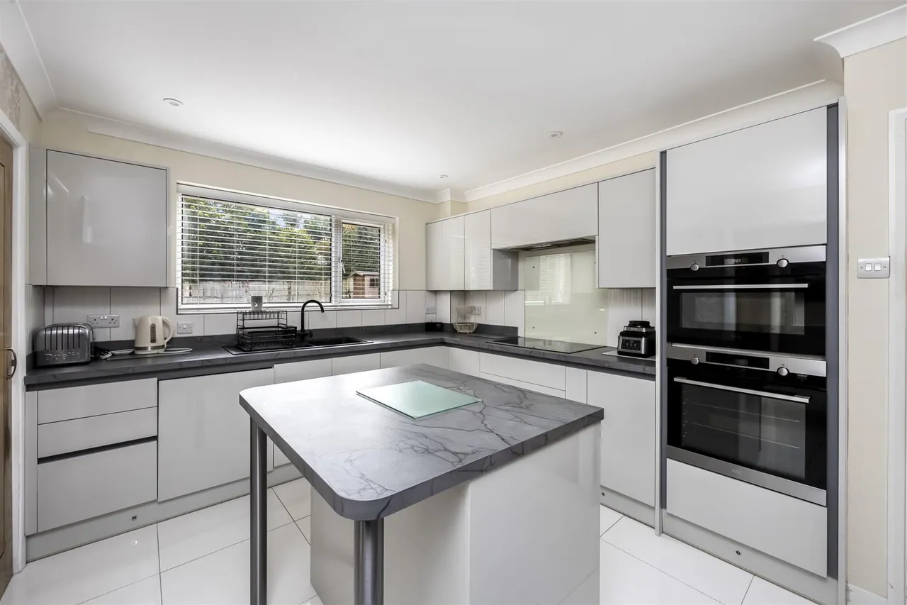 The Paddocks, Rodmell, Lewes, BN7 3HU, photo 7