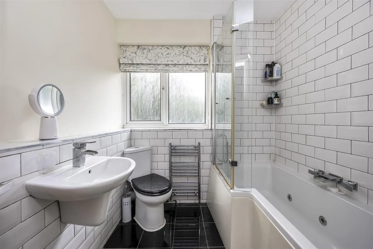 The Paddocks, Rodmell, Lewes, BN7 3HU, photo 11