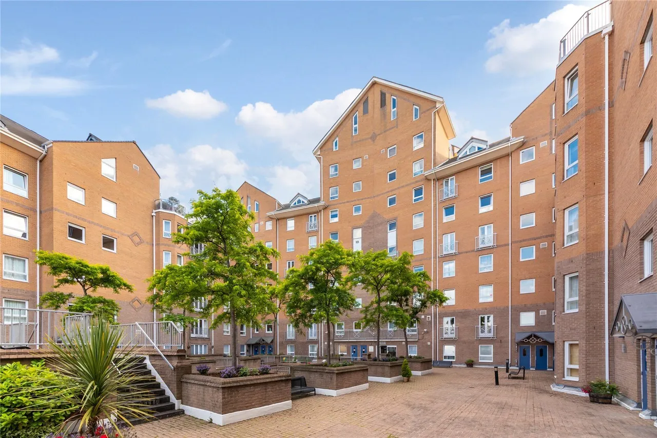 Homer Drive, London, E14, photo 4