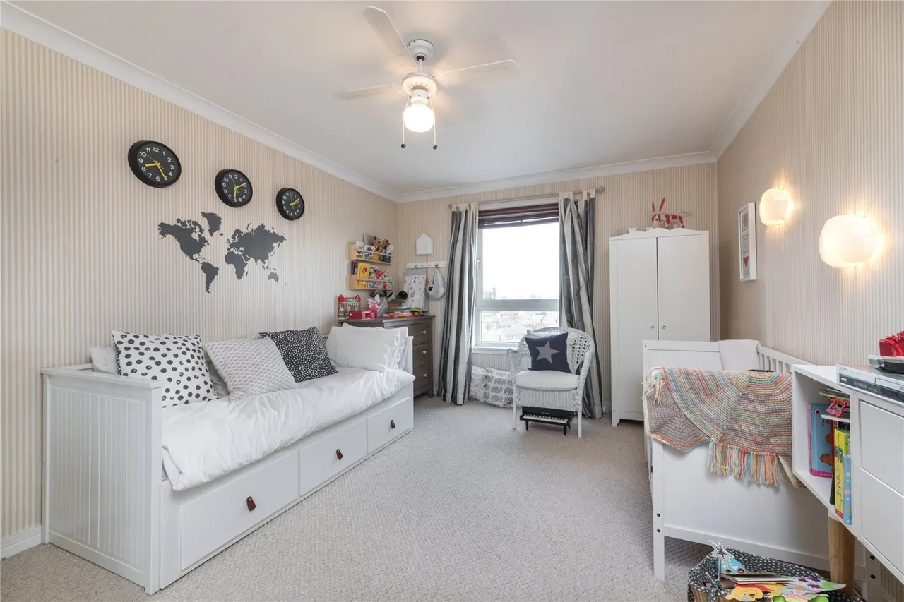 Homer Drive, London, E14, photo 11
