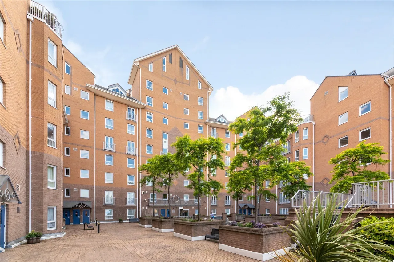 Homer Drive, London, E14, photo 12