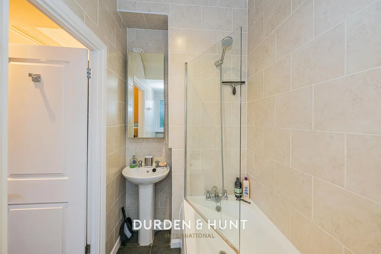 Hermon Hill, London, E11, photo 9