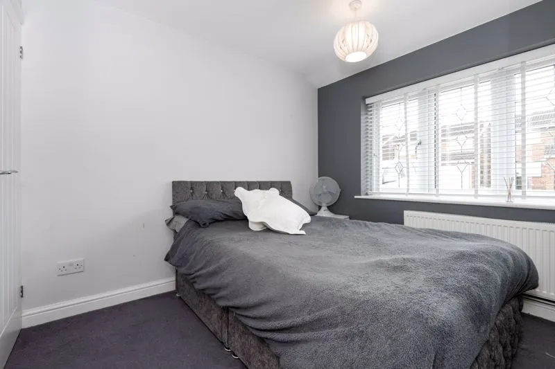 Buckingham Drive, Luton LU2 9RA, photo 9