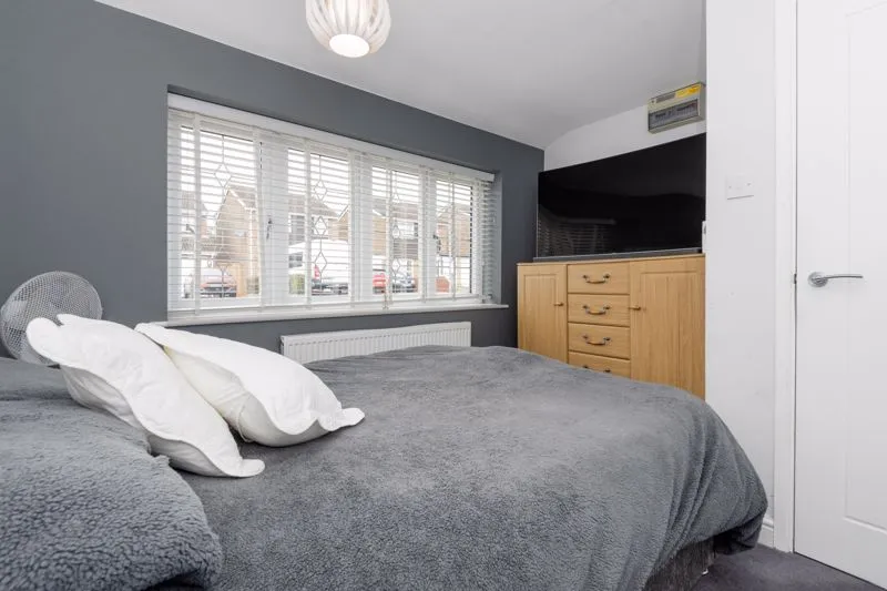 Buckingham Drive, Luton LU2 9RA, photo 10