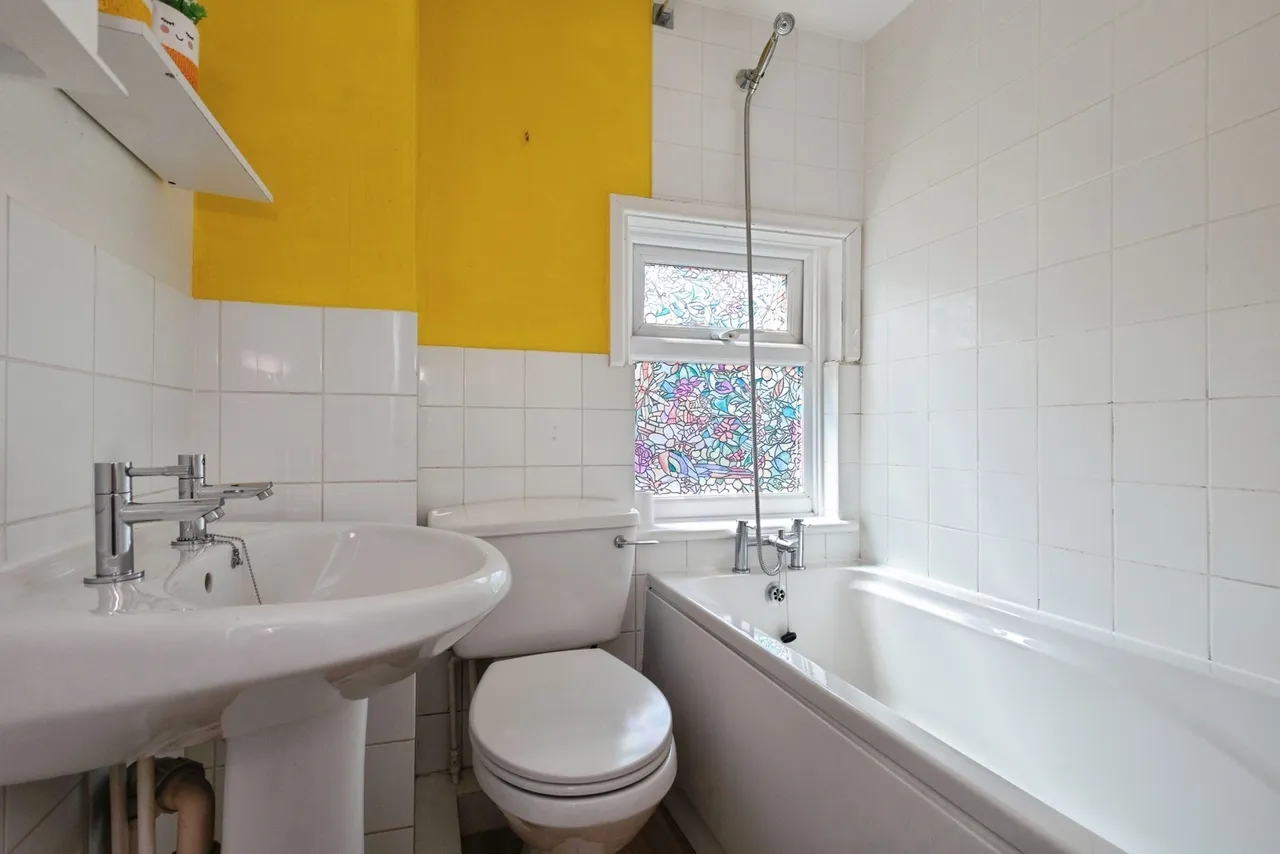Parkfield Avenue, Manchester, Greater Manchester, M14, photo 18