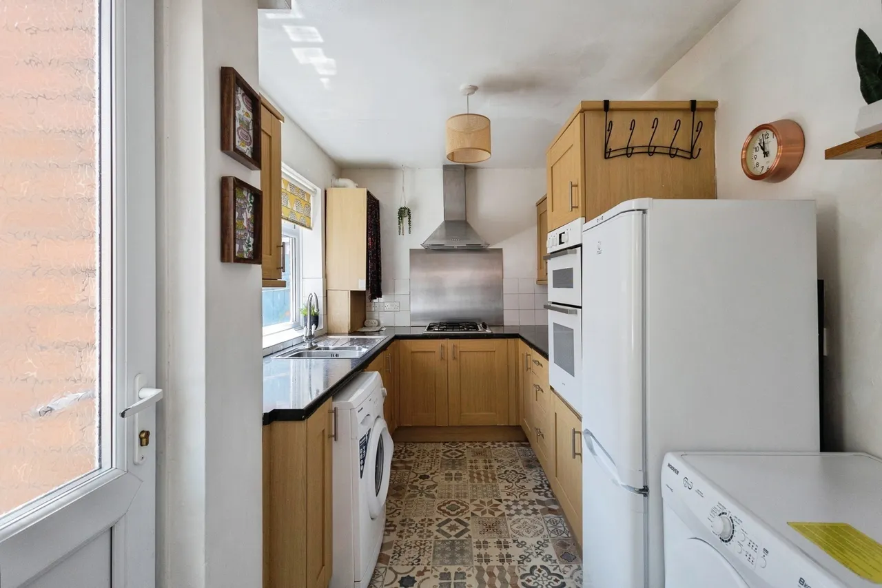 Parkfield Avenue, Manchester, Greater Manchester, M14, photo 11