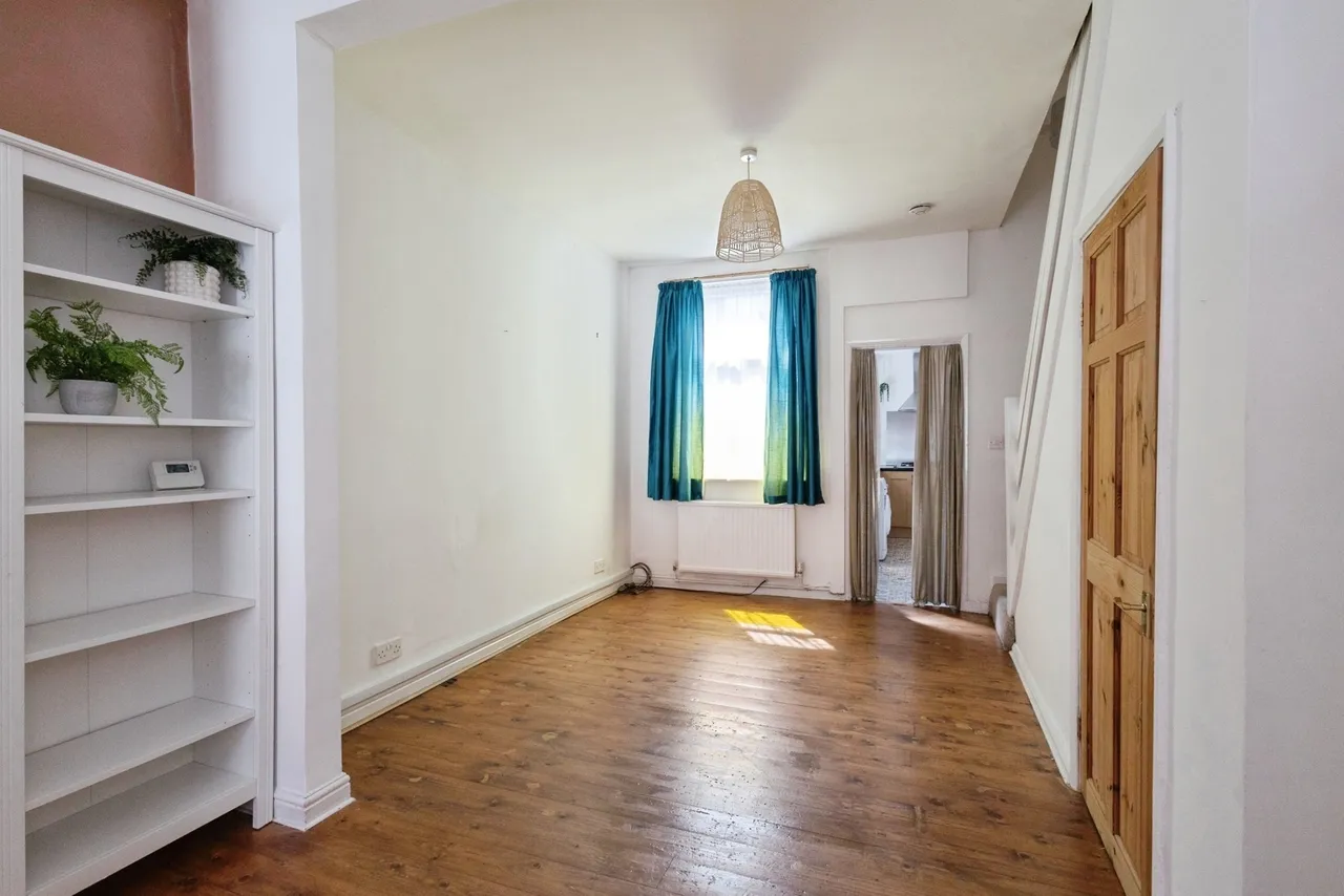 Parkfield Avenue, Manchester, Greater Manchester, M14, photo 9